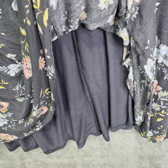 Womens TORRID Gray Floral Cami Tank Top Spaghetti Straps Rayon Plus Size 6 - Picture 4 of 9